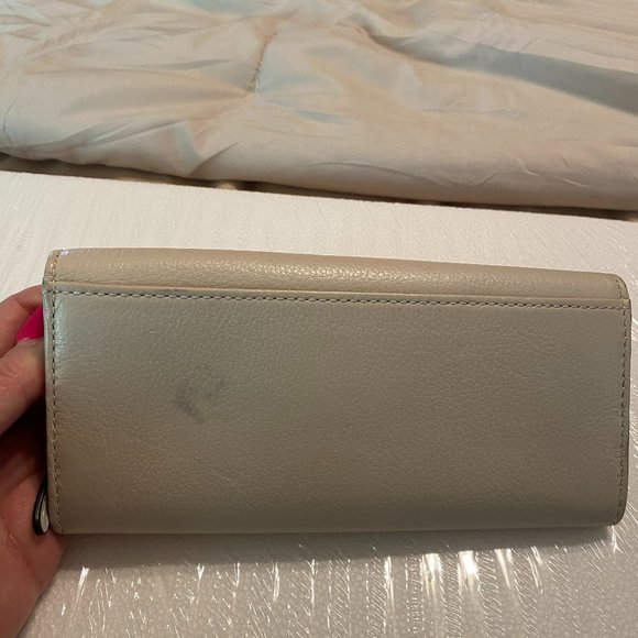 Michael Kors Large Leather Wallet - Picture 2 of 4